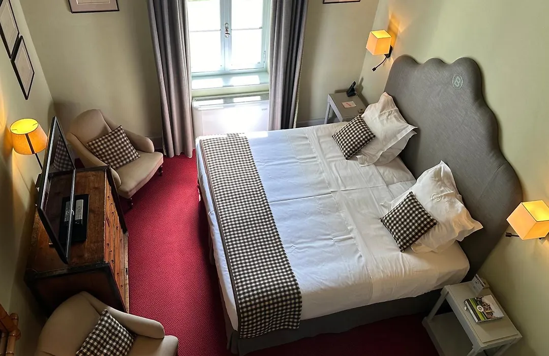 Le Mas De Peint - Hotel Et Restaurant-1